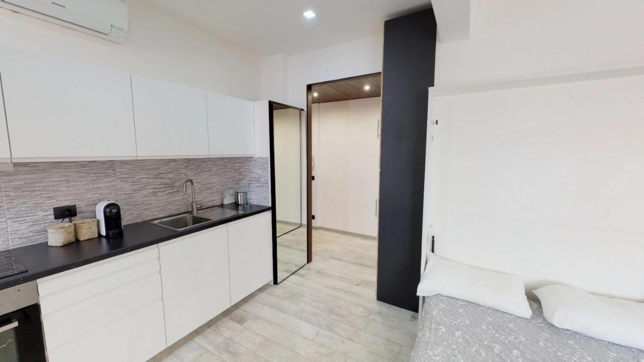 Monolocale Mare Maty Apartment มารีนาดีคาร์รารา ภายนอก รูปภาพ